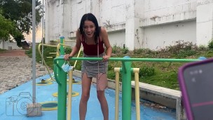 No la dejo ejercitarse tranquila, jajaja